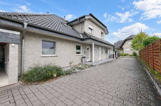 Wohnung kaufen in 33189 Schlangen, Großzügige Dachgeschosswohnung mit viel Platz und Potenzial