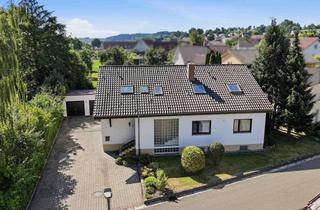 Wohnung kaufen in 88487 Mietingen, Ankommen! Gemütliche 4,5-Zimmer Dachgeschosswohnung mit Garage in ruhiger Wohnlage