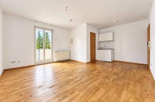 Wohnung kaufen in 91052 Erlangen, Kompakte 1-Zimmer-Wohnung mit West-Balkon in zentraler Lage von Erlangen