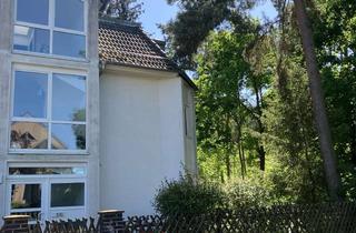 Wohnung mieten in Ahornstr, 12621 Kaulsdorf, 1 Monat mietfreie Zeit ! Etwas für Handwerker, 2 Zimmer Wohnung mit Balkon im EG in Mahlsdorf !