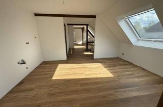 Wohnung mieten in 08371 Glauchau, Hochwertiger Erstbezug im Dachgeschoss mit Einbauküche - ca. 95 m² - mit Stellplatz in ruhiger Lage