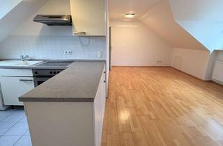Wohnung mieten in Keltenstraße 2B, 82031 Grünwald, Helle Dachgeschoss-Wohnung in Grünwald