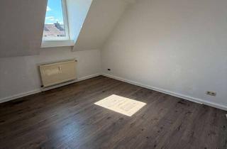 Wohnung mieten in Bardenberger Straße 94, 52146 Würselen, Großzügige 4-Zimmer-Dachgeschosswohnung in gepflegtem Mehrparteienhaus