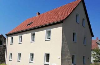 Wohnung mieten in Friedhofsberg 11, 07819 Triptis, 2-Raum-Wohnung in Triptis