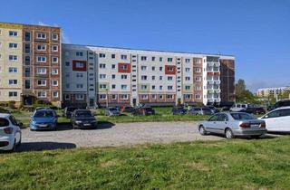 Wohnung mieten in Jawaharlal-Nehru-Str., 18147 Toitenwinkel, 3-Raumwohnung im 3. Obergeschoss - großer Parkplatz vorm Objekt