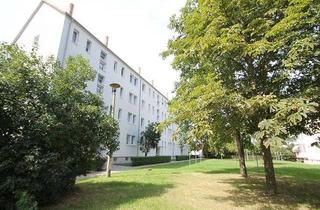 Wohnung mieten in Tolstoiallee 13, 06406 Bernburg, Frisch saniert! 2 Zimmer für junge Leute!