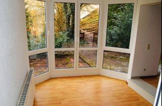 Wohnung mieten in Emsbach Str. 38, 65529 Waldems, Wohnung mit Garten + Garage & Stellplatz