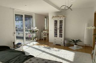 Wohnung mieten in Kirchwall 16, 53879 Euskirchen, Alltagstaugliche 1,5-Zimmer-Wohnung mit Balkon in Euskirchen