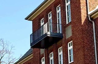 Wohnung mieten in Fritz-Reuter-Straße, 15344 Strausberg, NACHMIETER:IN gesucht: 2 Zimmer im Altbau mit Balkon