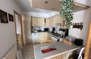Wohnung mieten in Michaelisweg 8a, 09376 Oelsnitz, Gemütliche 2-Raum-Wohnung mit Terrasse und Einbauküche