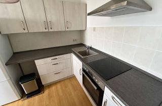 Wohnung mieten in Am Himmelreich 38, 98527 Suhl, Einziehen leicht gemacht – Küche da!