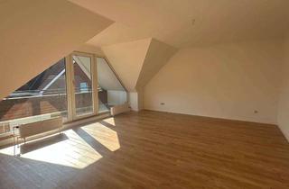 Wohnung mieten in Seevering 25, 21629 Neu Wulmstorf, Renovierte 3-Zimmer-Dachgeschosswohnung mit BALKON und EBK