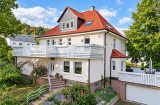Villa kaufen in 33014 Bad Driburg, ***Repräsentative Stadtvilla mit großem Grundstück, Doppelgarage und zusätzlichem Bauplatz in Ba