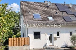 Doppelhaushälfte kaufen in 61250 Usingen, Doppelhaushälfte in absolut ruhiger Lage