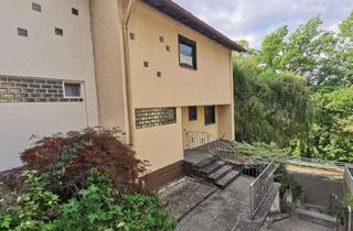 Doppelhaushälfte kaufen in 72202 Nagold, Massive DHH für die Familie mit Garten, 4 Zimmern und Ausbaupotenzial in ruhiger Lage