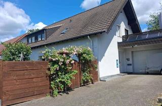 Einfamilienhaus kaufen in 41189 Wickrathberg, Großzügiges Einfamilienhaus in direkter Feldrandlage mit Einliegerwohnung