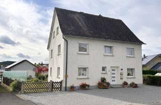 Haus kaufen in Hochstraße 67, 88317 Aichstetten, 175 m² Wohnhaus mit Garten, Garage, neuen Fenstern und Haustür, provisionsfrei ohne Makler