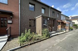 Haus kaufen in 31224 Peine, Gemütliches Reihenmittelhaus mit zwei Garagen