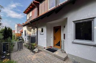Doppelhaushälfte kaufen in 91325 Adelsdorf, Attraktive Doppelhaushälfte mit Westterrasse, Kachelofen & Garage in ruhiger Lage