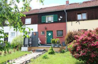 Haus kaufen in 08056 Schedewitz, Tolles Reihenmittelhaus mit Terrasse und Carport in zentraler Lage