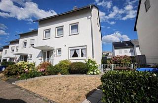 Haus kaufen in 56076 Koblenz, Reiheneckhaus mit Garage in bevorzugter Wohnlage. Perfekt für die große Familie