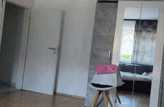 Wohnung kaufen in 78050 Villingen-Schwenningen, Clever investieren: Vermietete 3-Zimmer-Wohnung mit Balkon