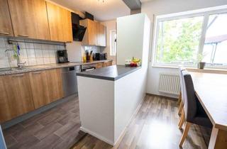 Wohnung kaufen in 89150 Laichingen, Viel Platz zum Wohlfühlen: Gepflegte 4-Zimmer-Wohnung mit Balkon