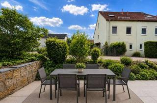 Wohnung mieten in 01689 Weinböhla, Möblierte 5-Raum Wohnung mit 2 Bädern, Einbauküche und Terrasse