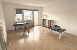 Wohnung mieten in Gneisenaustraße 277, 47057 Neudorf-Süd, Schnuckelige 2 Zimmer-Wohnung mit Balkon + Garage in Neudorf Süd