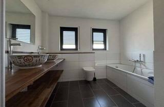 Wohnung mieten in 68766 Hockenheim, 102 qm DG in Zweifamilienhaus, Hockenheim, KM 1.190 €
