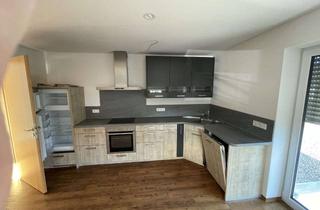Wohnung mieten in Hanfstrasse 15, 88499 Riedlingen, Neuwertige Dachgeschosswohnung mit dreieinhalb Zimmern sowie Balkon und EBK in Riedlingen