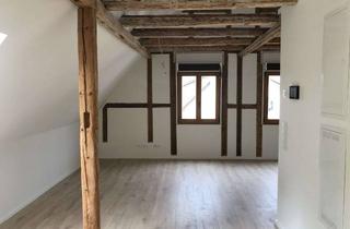 Wohnung mieten in 71642 Ludwigsburg, exklusive 2,5-Zimmer-DG-Wohnung in Ludwigsburg