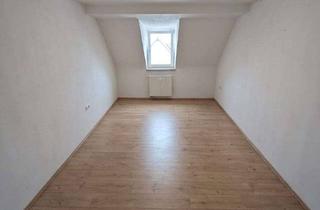 Wohnung mieten in 04509 Krostitz, Helle 2,5-Raum-Dachgeschosswohnung mit Einbauküche in Delitzsch – modernisiert 2022