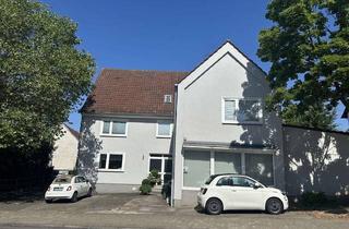 Haus kaufen in 34308 Bad Emstal, Ehemalige Fleischerei mit großer Wohnung, Hofscheune und verwunschenem Garten steht zum Verkauf!