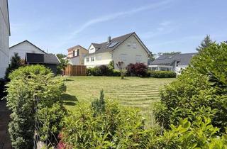 Grundstück zu kaufen in 71272 Renningen, 223 m² Bauplatz für Doppelhaushälfte, Renningen Karolingerweg, provisionsfrei