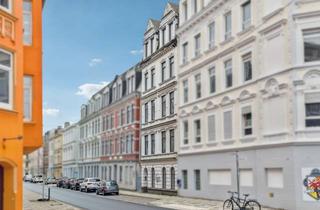 Wohnung kaufen in 27576 Bremerhaven, Langjährig vermietete 2-Zimmer-Altbauwohnung in Bremerhaven