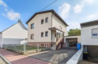 Einfamilienhaus kaufen in 35516 Münzenberg, Wohnen mit viel Freiraum: Einfamilienhaus mit großem Garten und Entwicklungspotenzial