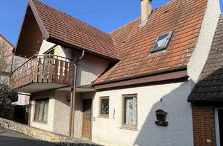 Haus kaufen in 97980 Bad Mergentheim, Älteres Wohnhaus mit Doppelgarage in Bad Mergentheim - Ortsteil Apfelbach