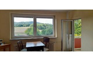 Wohnung kaufen in 65779 Kelkheim, Kelkheim (Taunus) - Toller Ausblick - Helle 2 Zi.-Wohnung m. Balkon - PROVISIONSFREI