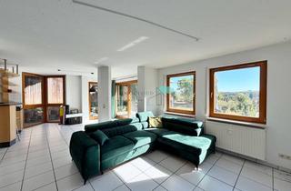 Wohnung kaufen in 74348 Lauffen, Familiennest! Gepflegte 4,5 Zimmerwohnung mit Garten in ruhiger Lage von Lauffen am Neckar