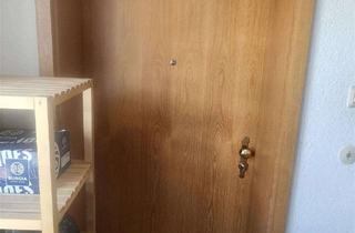 Wohnung kaufen in 89231 Neu-Ulm, Top Rendite !!! Vermietete und renovierte 2-Zi-Whg in Neu-Ulm.