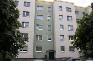Wohnung mieten in Karl-Marx-Str., 02943 Weißwasser, 4 Raum-Wohnung mit Balkon und mit Fahrstuhl in Weißwasser/O.L.