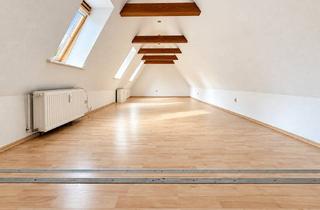Wohnung mieten in Rundestraße, 29221 Celle, 2-Zimmer-Dachgeschosswohnung im Fachwerkhaus – nahe dem Celler Schlossgarten