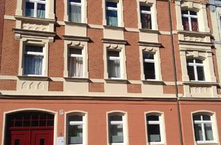 Wohnung mieten in Königstraße 33, 95028 Innenstadt, 2-Zimmer Wohnung in saniertem Jugendstilhaus
