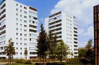 Sozialwohnungen mieten in Prerower Platz, 13051 Neu-Hohenschönhausen, 1-Zimmerwohnung mit Balkon WBS 180/220