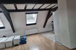Wohnung mieten in Kirchheimbolanderstraße, 67294 Stetten, Viel Freiraum: Großzügige 4-Zimmer-Wohnung in Stetten