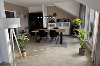 Wohnung mieten in 33330 Gütersloh, Helle 3,5-Zimmer-Dachgeschosswohnung mit Balkon und Einbauküche in Gütersloh