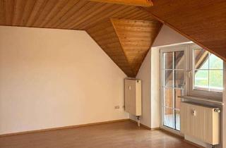 Wohnung mieten in Dorfstr. 7b, 86850 Fischach, Schöne 4-Zimmer Maisonette Dreifamilienhaus. Fischach-Reitenbuch in Fischach