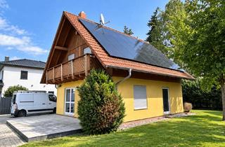 Einfamilienhaus kaufen in 16321 Bernau, Bezugsfreies Einfamilienhaus mit Solaranlange und Garage in Bernau!