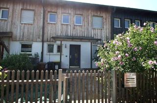 Haus kaufen in 82515 Wolfratshausen, WOLFRATSHAUSEN: RUNDUM ERNEUERTES REIHENMITTELHAUS SUCHT NEUE BESITZER!